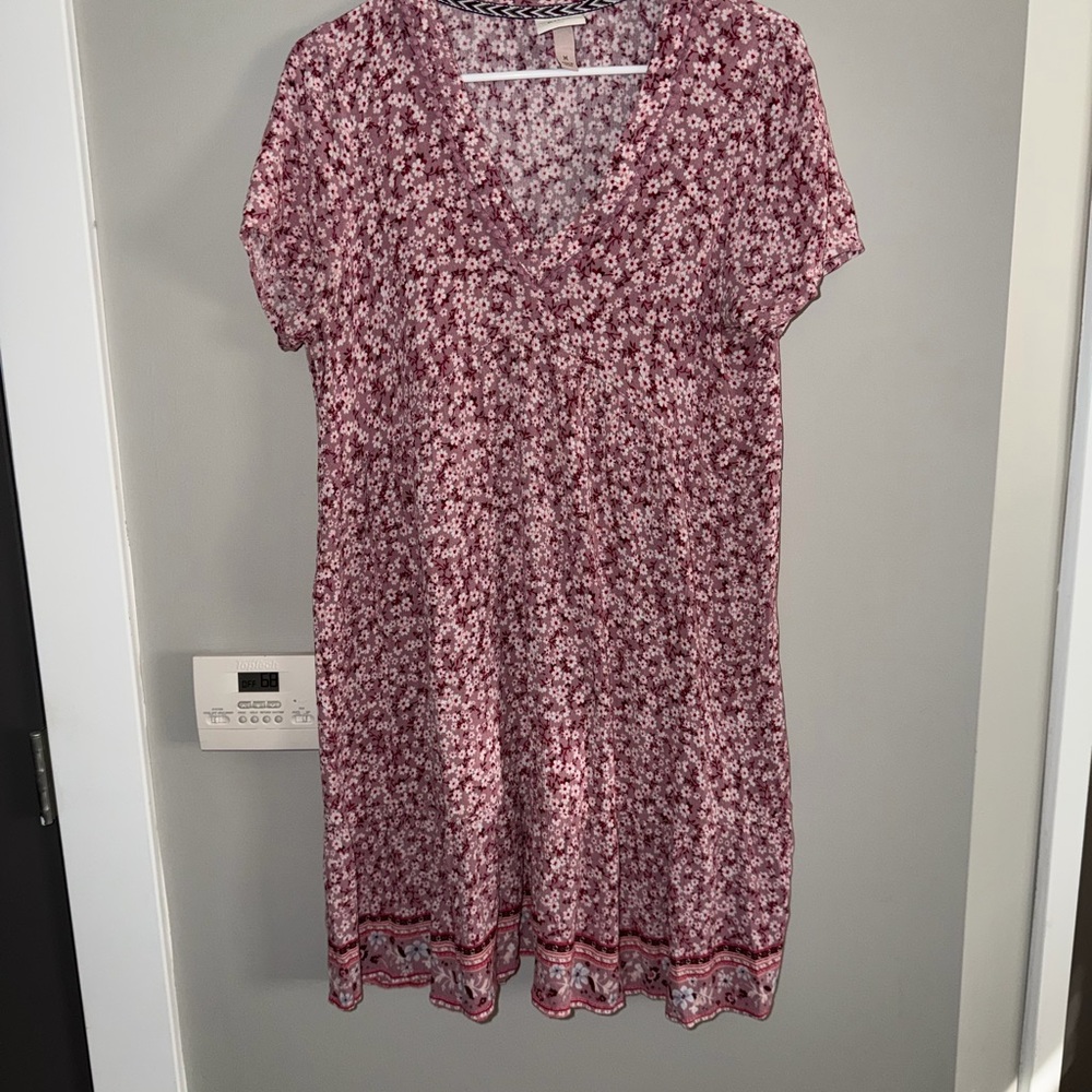 Knox Rose Burgundy and White Floral Blouse